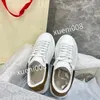 2023nuova moda donna qualità scarpe casual sneaker stringata in pelle di marca scarpe da ginnastica da corsa lettere stampate piatte sneakers