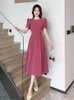 Letnia sukienka Kobiety 2023 nowe eleganckie biuro mody Lady Midi Sukienki Koreańskie streetwearne rękawy zagłębione w stylu vintage szlafrok