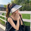 Berets Plaid Summer femme chapeau de golf Paille Luxury Luxury Fisherman Brand Brand Womens Caps
