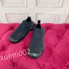 2023 Sapatos casuais de designer feminino