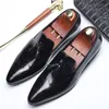 Printemps automne hommes gland mocassins sculpture en cuir véritable noir marron robe de soirée de mariage chaussures décontracté affaires chaussures pour hommes