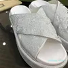 2021 hot womens slippers sandals shiny diamond popular crystal decoration luxury thick bottom comfortable soft black and white two color logo
