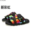 Flipers Hot Salk Men Shoes de verão PLUS TAMANHO 36-45 SLIPPERS MATHE CASA CHAPERS FLIPS FLIPS FLOTOLES CONFEITA