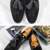 Mocas de tassel masculino sapatos casuais de luxo, estilo de noiva de estilo britânico Sapatos de festa de festa respirável Sapatos formais para homens