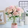 Dekorativa blommor 2 Bunches Po Props Arrangement Silk Hydrangea El Artificial Flower Bouquet Fake Peony Realistic Office Party Carnation