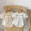 Completi di abbigliamento Neonate Top a maniche corte Completi estivi 0-3T Set di vestiti floreali per neonati