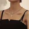 Ожерелье Панк преувеличенное толстое цепное кросс-кросс белый фриллярный подвесной ожерелье Женщина, высококлассное чувство ключичного цепи подарки для женщин 01 01