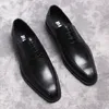 Burgundowe czarne wysokiej jakości ręcznie robione buty z Oxford Sukienki Mężczyzny oryginalne krowy skórzane garnitury buty obuwia formalne włoskie buty