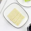 Assiettes nordique noir et blanc Design Simple dîner assiette en céramique disque trèfle fournitures de cuisson Snack four à micro-ondes non disponible