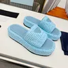 Designer Sandal Platform Slides Womens Woven Slipper Crochet Flatform Slide Triangle Logo Luxurys Summer Pool Slip On Mule With Box