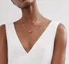 2023 lindos colares de pingente fofo longo prata fina corrente de aço inoxidável duas juntas design de anéis colar feminino com saco de pó e caixa