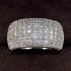 Luxe Verharde CZ Sprankelende Dames Ringen Voor Bruiloft Hoge Kwaliteit Zilver Kleur Brede Ring Verlovingsfeest Mode-sieraden