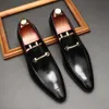 Mocassini da uomo di lusso Scarpe da cerimonia primaverili in vera pelle Scarpe da uomo casual da uomo con slip marrone nero