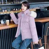 Trench-coats pour femmes Drop Winter Women's Short Big Fur Collar Down Veste rembourrée Pain en vrac