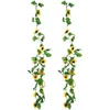 Kwiaty dekoracyjne 1PCS sztuczne do pływającego 7,8 stóp słonecznikowy Garland Silk Yellow Vine Wall z roślinami