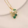 Collane con ciondolo Nuovi gioielli di moda Collana con croce di personalità a catena con collare in zircone verde smeraldo di lusso per le donne