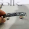 20% de réduction 2023 Nouveaux bijoux de créateurs bracelet collier anneau tête classique motif de relief de chat couple Bracelet