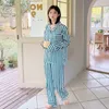 Damen-Nachtwäsche, Button-Down-Nachtwäsche, Frühling, gestreift, grüner Pyjama, weibliche Satin-Langarm-Hauskleidung mit Knöpfen, sexy Loungewear