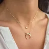 Pendentif Colliers ALYXUY Double couche Pentagramme Collier Ras Du Cou Étoile Lune Clavicule Cadeau Romantique Charme Bijoux Pour Femmes Filles