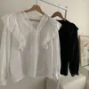 Chemisiers pour femmes Vintage blanc noir chemisier chemises femmes coréen dentelle col en v Patchwork volants chemise ample hauts manches bouffantes dames