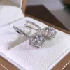 Fashion Square Form Diamond Zircon Drop örhängen för kvinnor Partihandel smycken silverfärgade örhängen