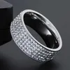 Pierścienie zespołowe Modyle Złoty kolor stalowy pierścionek ze stali nierdzewnej dla kobiet 5 rzędowy Clear Crystal Biżuteria Moda Cubic Zirconia Wedding Pierścienie J230531