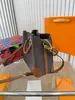 2023 Personlighetsdesignerväska Tygväska äkta läder handväska axelväska crossbody väska gammalt blomma shoppingpaket underarmpaket kvällspåsar