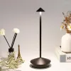 Lâmpadas de mesa Creative Dining Touch Led El Bar Coffee Pina Pro Lamp Rechargable Lampada da Tavolo Decorative Desk