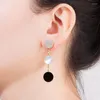 Dangle Earrings非対称ドロップイヤリング美しい壊れたクリスタルシェルエナメルサークルとチェーンジルコントップ品質のジュエリー女性ギフト