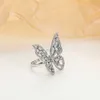 バンドリングJwer Silver Color Wedding Rings for New Trendy Elegant Charmant Sparkling Butterfly Jircon Bride Jewelry Gifts J230531
