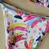 Damenbadebekleidung QINJOYER Niedlicher Print Banana Bikini Set Frauen 2023 Sexy Tanga Badeanzug Brasilianischer Badeanzug