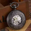 Relógios de bolso de bronze aço de bronze steampunk esqueleto assistência mecânica de dois lagartos de mão enrolando o relógio de corrente de estojo de estojo