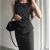 カジュアルドレスファッションオル通勤プロのスタイルドレス2023夏のセクシーなイブニングパーティーのノースリーブOネックスリムラップヒップ韓国