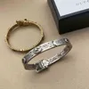 2023 Nya designer smycken armband halsbands ring armband gammalt hantverk guld tvåfärg super cool design online röd idol