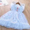 Flickans klänningar Girls Flower Dress 2023 Summer New Little Girl Super Fairy Sleeveless Mesh Princess Lorita Dress AA230531