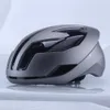 Casques de cyclistes Sweet Protection Road Riding Bicycle Men Femme Femme Casque Bélo