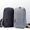 Bolsas originais Xiaomi Backpack Urban Chest Pack for Men Women Tamanho pequeno UNISSISEX com bolsa escolar de 4l Capacity para tablet