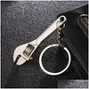 Andra handverktyg Creative Mini Wrench KeyChain Metal Keyring Unisex Key Chain Ring Tool Lage Bag Pendant Gift Anpassningsbar VF1548 DR DHG9D