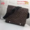 Designers de bolsas de ombro de 7a de alta qualidade Designers Mens bolsas de esteira do distrito Bolsas distritais Mensageiro de couro Genuine Postman Tote M42711 M46225 Damier Infini Man Purse