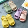 Sandalet Yaz Çocukları Bebek Ayakkabı Toddler Slipon Moda Erkek Kızlar Plaj Slaytlar Kemik Rahat Nefes Alabilir Hafif Su 230530