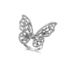 バンドリングJwer Silver Color Wedding Rings for New Trendy Elegant Charmant Sparkling Butterfly Jircon Bride Jewelry Gifts J230531