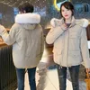 Trench-coats pour femmes Drop Winter Women's Short Big Fur Collar Down Veste rembourrée Pain en vrac