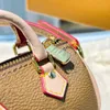 Classic Letter Unisex Key Wallets Luxury Designer Mini Boston Bag Coin Purses Famous Brand Plaid Women and Men Zipper Clutch Bag Totes Crossbody Pendant Gift
