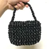Bolsas de ombro clássicas Lady Hand Feed Satin Knitting Bag Mini tamanho de corda Bola oca Mulheres Europeias