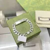 2023 Nueva joyería de diseñador pulsera collar anillo Kmx. Esqueleto elfo hombres mujeres mismo pequeño fantasma pulsera