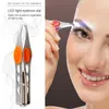 Pinsel 1pc LED Eyebrow Pinzetten Edelstahl Gesicht Augenbrauen Design Wimpern Entfernerwerkzeuge Slant Tipp Wimpern Pinzetten Schönheit Make -up