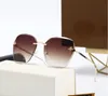 Designer zonnebril voor mannen en vrouwen klassieke zomer modestijl metalen plaat frame oogbescherming bril UV -lens