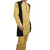 エスニック服黄色のメンズファッションセットパッチワークデザインシャツソリッドズボンナイジェリアスタイルの衣装テーラード男性グルームスーツ
