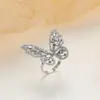 バンドリングJwer Silver Color Wedding Rings for New Trendy Elegant Charmant Sparkling Butterfly Jircon Bride Jewelry Gifts J230531