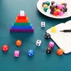 60pcs 16 mm空白のサイコロアクリルサイコロキューブの品揃えboard boardゲーム用の色のサイコロ